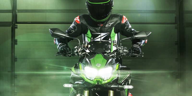 Kawasaki Z H2 SE 2022 emozioni supercharge