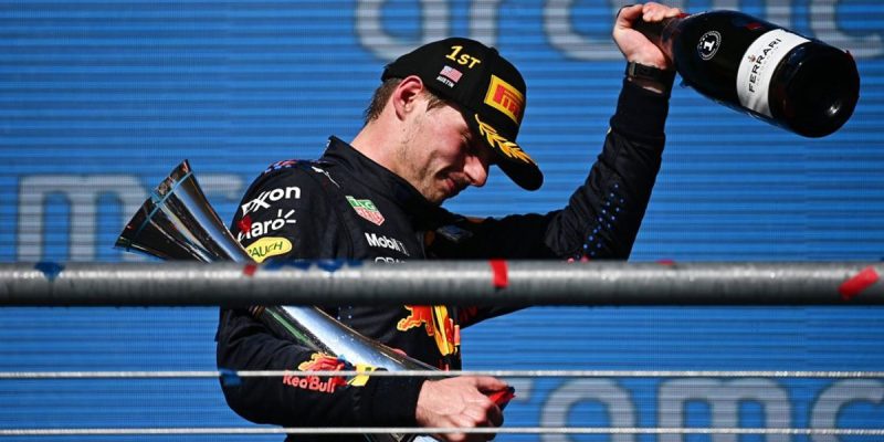 Verstappen trionfa al GP degli USA