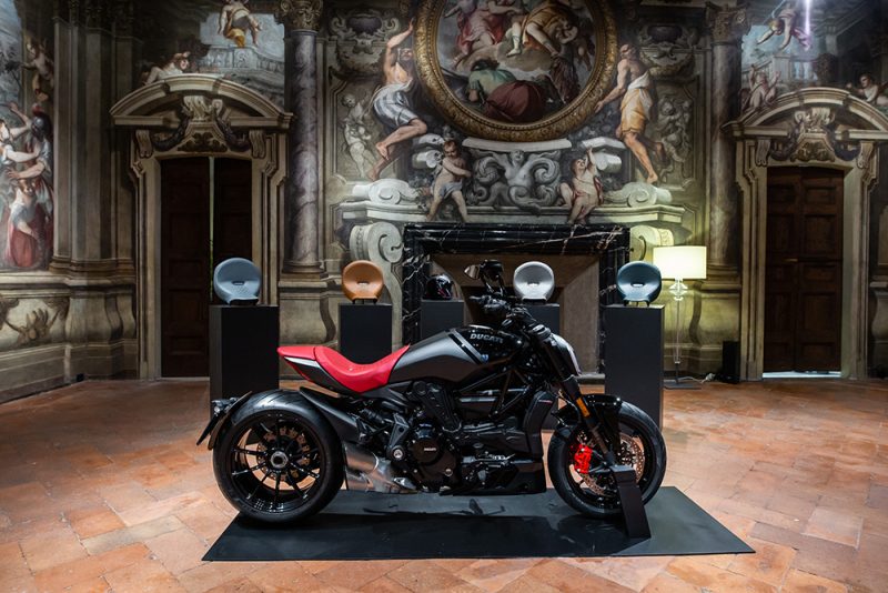 Ducati XDiavel Nera la presentazione ufficiale a Milano