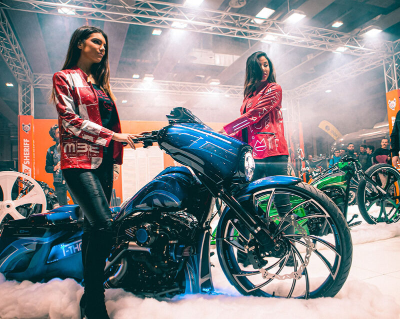 Motor Bike Expo palcoscenico internazionale del panorama Custom