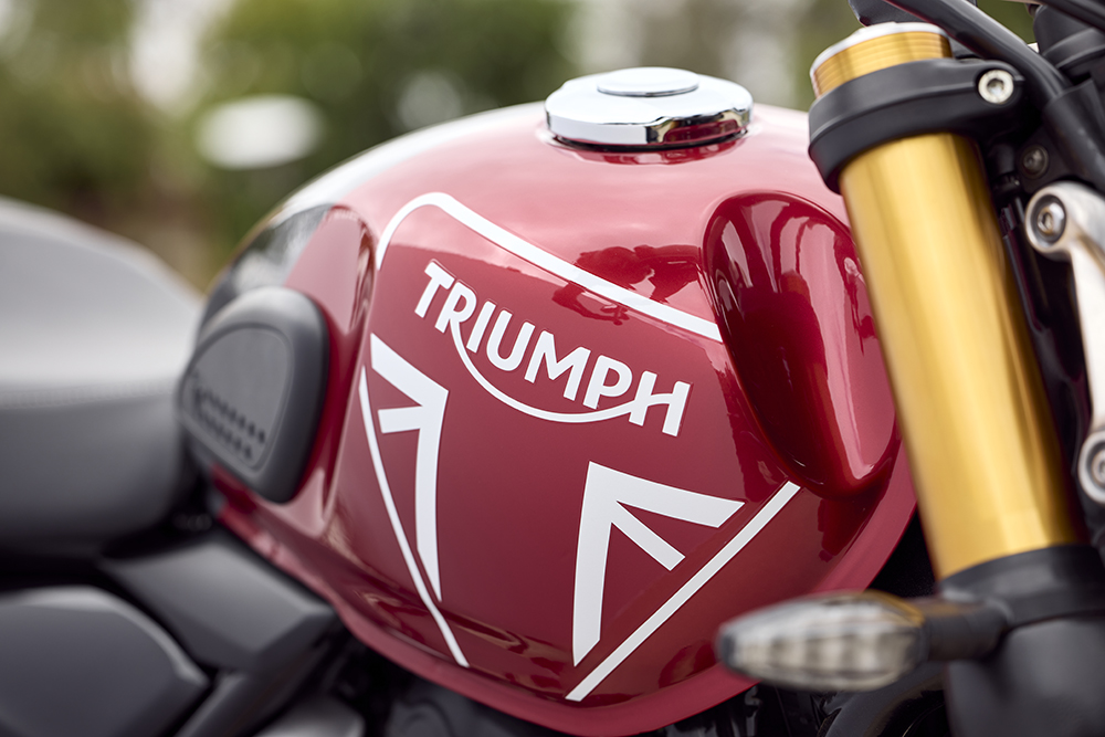 Triumph 400