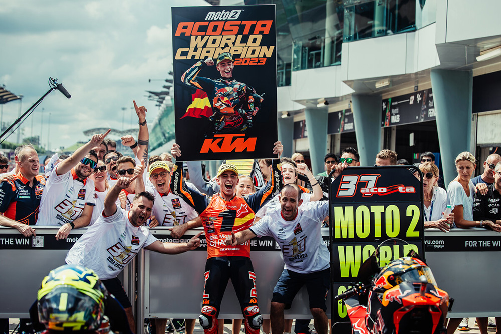 Acosta world champion moto2