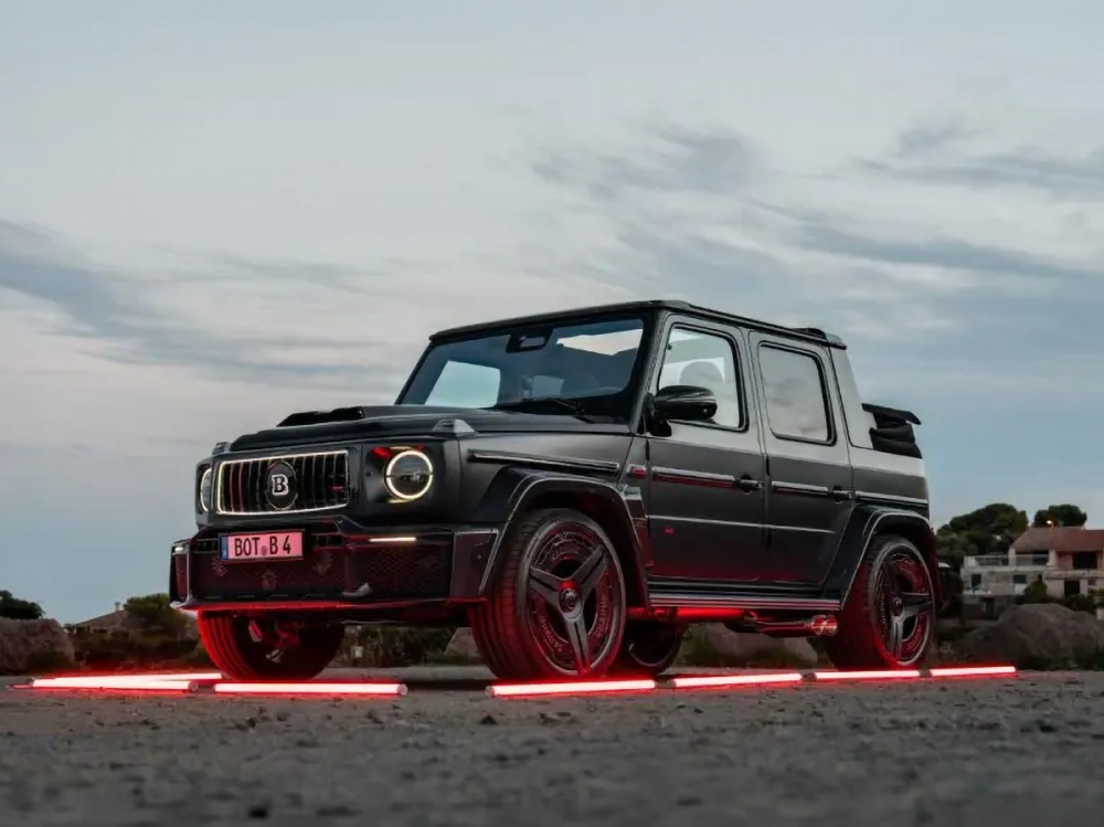 BRABUS 900 ROCKET EDITION CABRIO