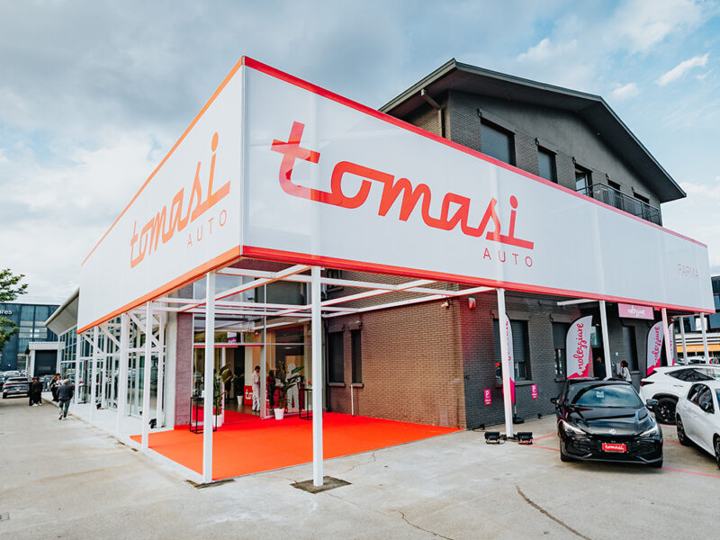 Tomasi Auto Parma: inaugurazione del nuovo maxistore