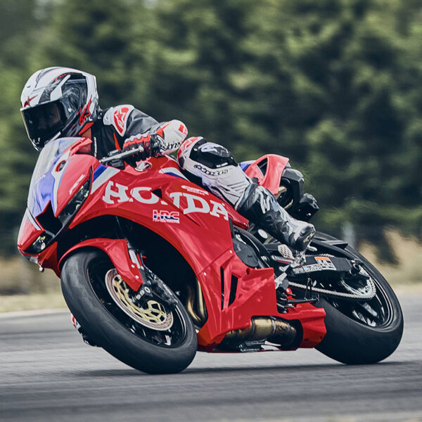 Honda CBR600RR 2027: più aerodinamica e freni da Fireblade